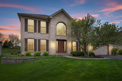 4123 EASY Circle Naperville IL 60564