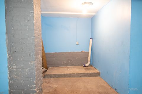 Tiny photo for 10516 S Avenue L, Chicago, IL 60617 (MLS # 12558875)