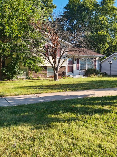 Tiny photo for 836 Lily Cache Lane, Bolingbrook, IL 60440 (MLS # 12472990)