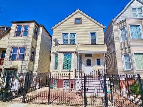 Photo of 3412 W mclean Avenue, Chicago, IL 60647 (MLS # 12612941)