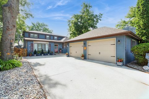 Tiny photo for 18241 Gottschalk Avenue, Homewood, IL 60430 (MLS # 12550204)