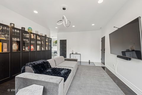 Tiny photo for 1257 W Granville Avenue #3, Chicago, IL 60660 (MLS # 12301212)