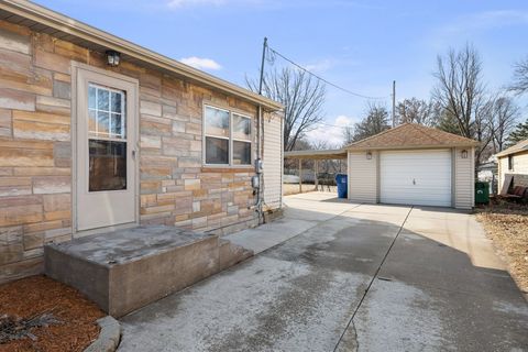 Tiny photo for 2617 19th Street, Moline, IL 61265 (MLS # 12570568)