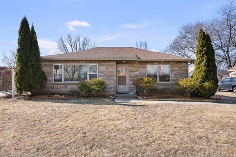 Photo of 2617 19th Street, Moline, IL 61265 (MLS # 12570568)