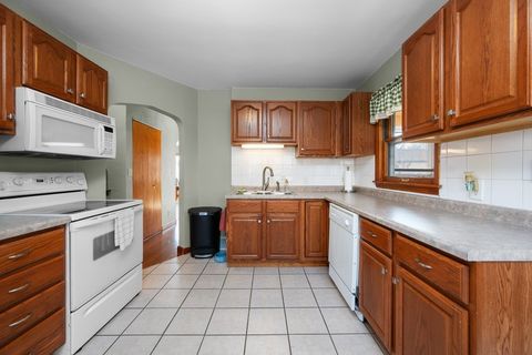 Tiny photo for 2617 19th Street, Moline, IL 61265 (MLS # 12570568)