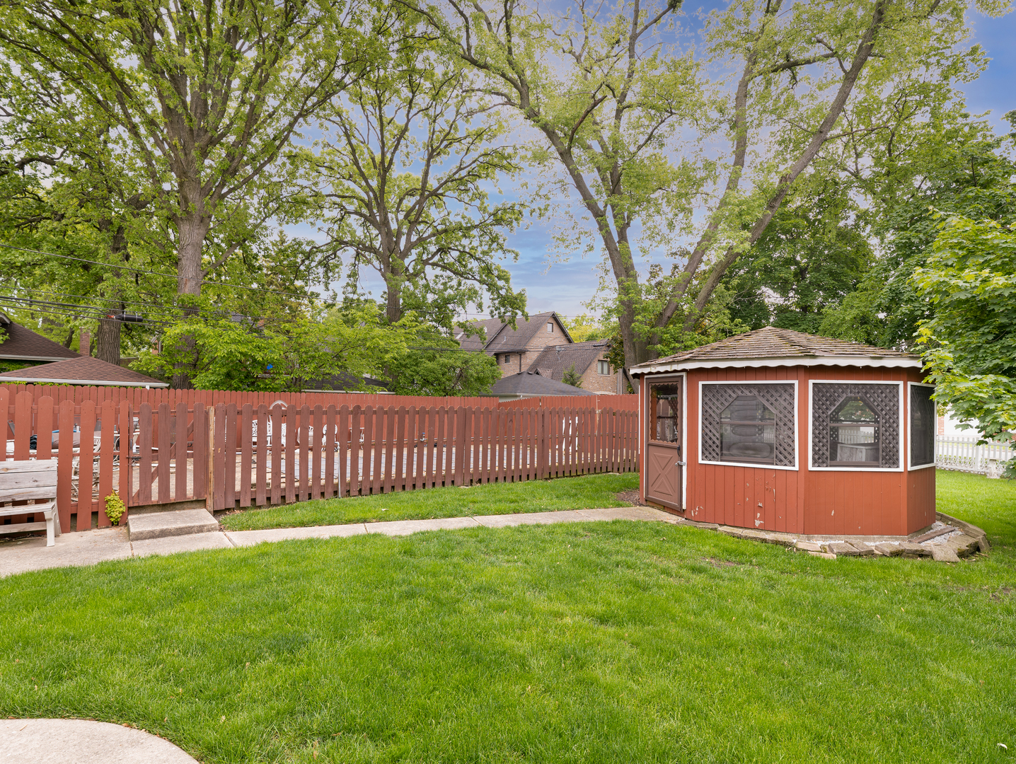 5803 N Kolmar Avenue
