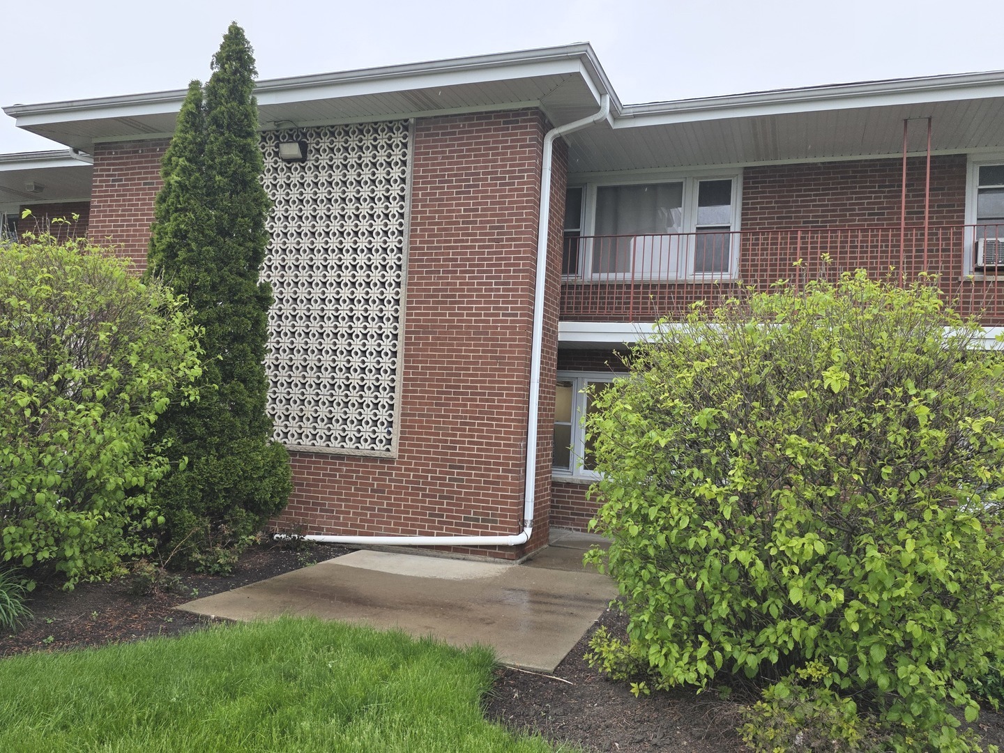 1105 Holiday Lane 6