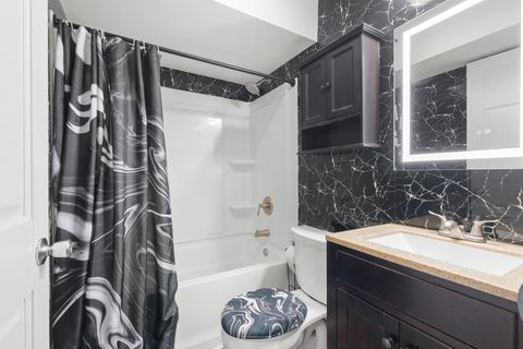 Tiny photo for 565 COTTONWOOD Circle, Bolingbrook, IL 60440 (MLS # 12463075)