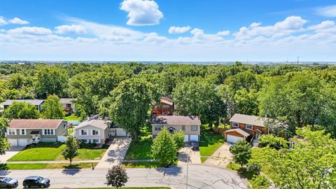 Tiny photo for 565 COTTONWOOD Circle, Bolingbrook, IL 60440 (MLS # 12463075)