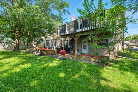 Tiny photo for 565 COTTONWOOD Circle, Bolingbrook, IL 60440 (MLS # 12463075)