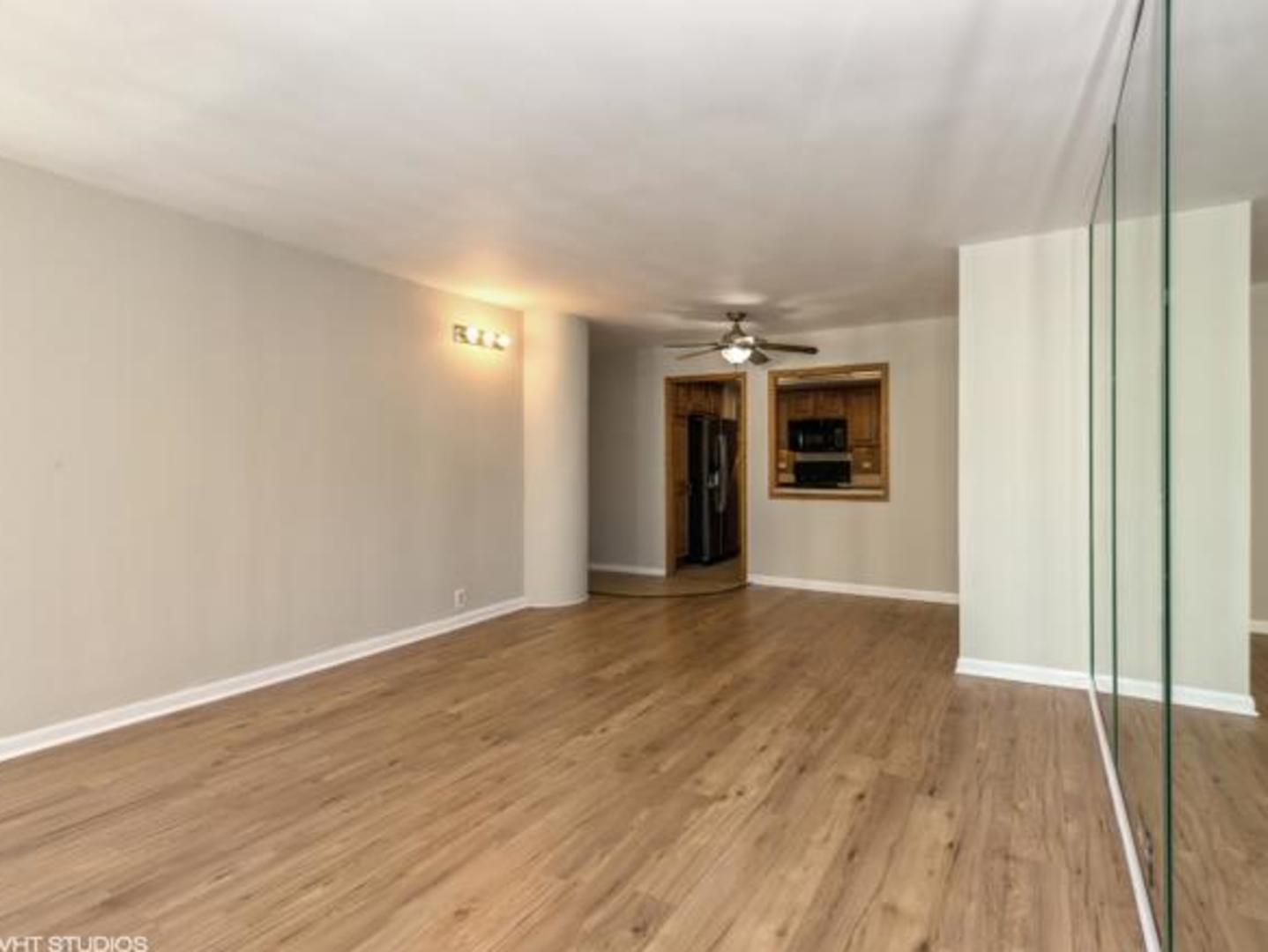 155 N HARBOR Drive 1607