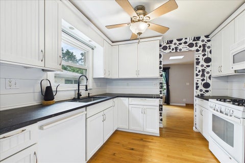 Tiny photo for 67 Grove Avenue, Glen Ellyn, IL 60137 (MLS # 12762417)
