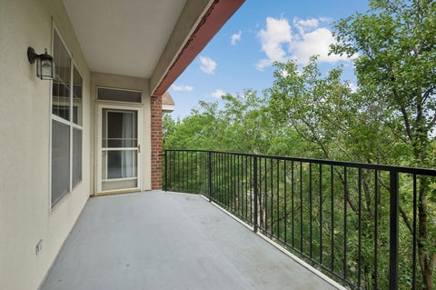 Tiny photo for 3125 Town Square Drive #401, Rolling Meadows, IL 60008 (MLS # 12749331)