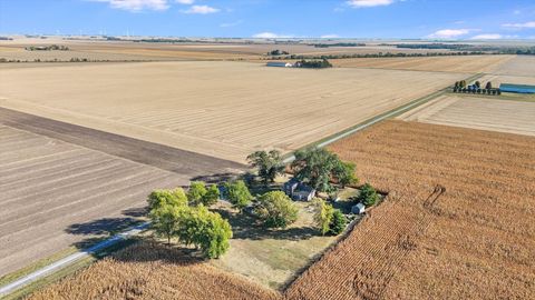 Tiny photo for 151 County 1700 E Road E, Villa Grove, IL 61956 (MLS # 12496886)