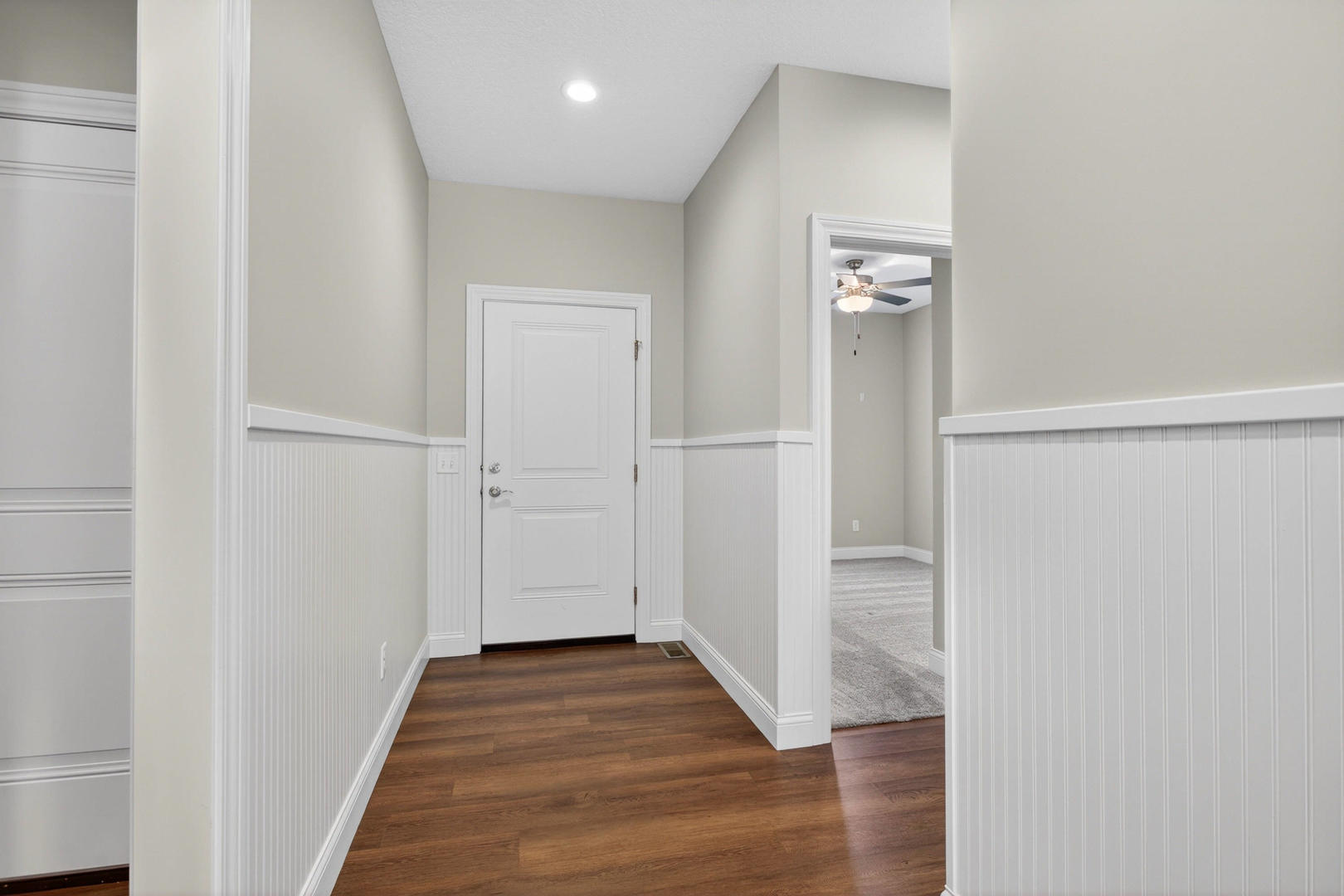5653 E Creekside Lane