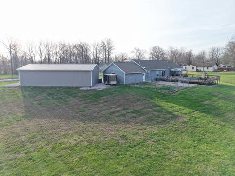 Tiny photo for 513 N 10th Street, Benton, IL 62812 (MLS # 12609599)
