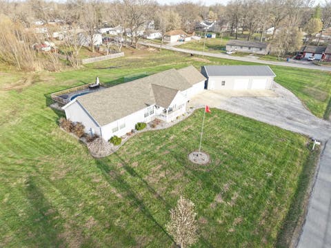 Tiny photo for 513 N 10th Street, Benton, IL 62812 (MLS # 12609599)