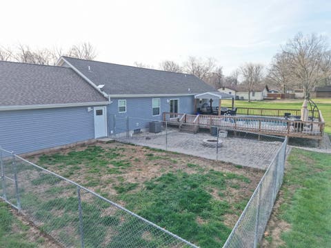Tiny photo for 513 N 10th Street, Benton, IL 62812 (MLS # 12609599)