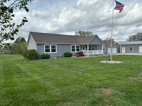 Tiny photo for 513 N 10th Street, Benton, IL 62812 (MLS # 12609599)