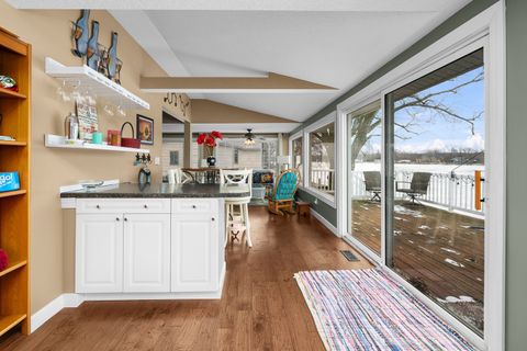 Tiny photo for 3640 N Shore Drive, Moline, IL 61265 (MLS # 12553708)