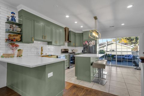 Tiny photo for 3140 Harvey Avenue, Berwyn, IL 60402 (MLS # 12575385)