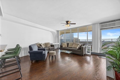 Tiny photo for 300 N STATE Street #5618, Chicago, IL 60654 (MLS # 12680990)