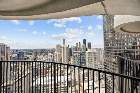 Tiny photo for 300 N STATE Street #5618, Chicago, IL 60654 (MLS # 12680990)