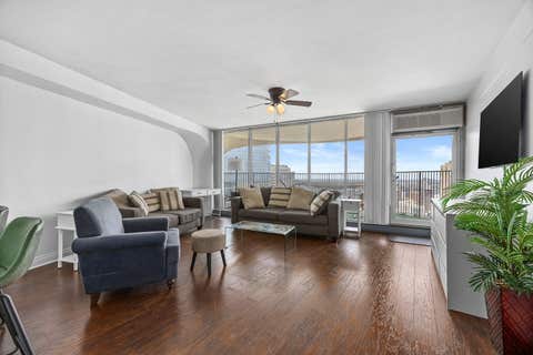 Tiny photo for 300 N STATE Street #5618, Chicago, IL 60654 (MLS # 12680990)