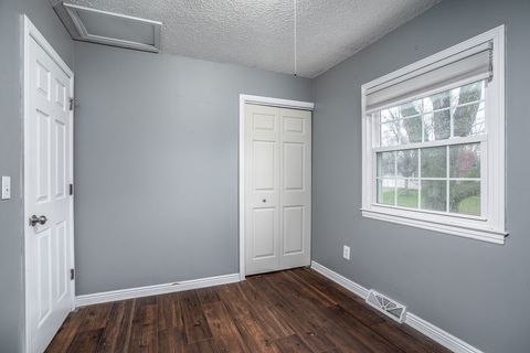 Tiny photo for 402 W Sheridan Drive, Eldridge, IA 52748 (MLS # 12606822)