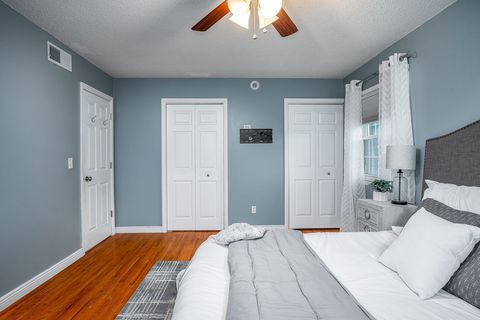 Tiny photo for 402 W Sheridan Drive, Eldridge, IA 52748 (MLS # 12606822)