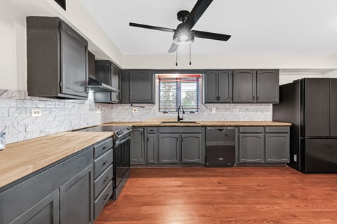 Tiny photo for 11015 S Theresa Circle #3C, Palos Hills, IL 60465 (MLS # 12665534)