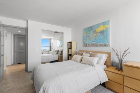 Tiny photo for 1255 N Sandburg Terrace #2912, Chicago, IL 60610 (MLS # 12582041)