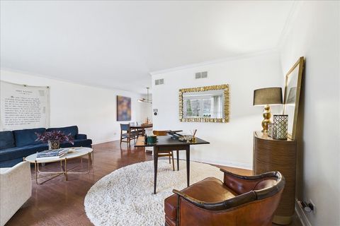 Tiny photo for Libertyville, IL 60048 (MLS # 12566278)