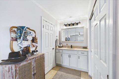 Tiny photo for Libertyville, IL 60048 (MLS # 12566278)