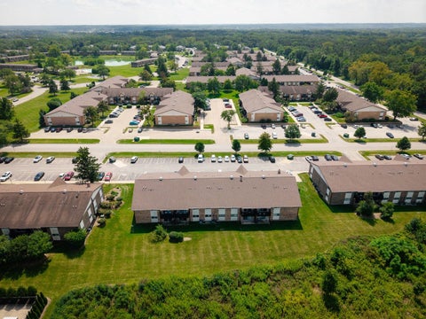 Tiny photo for 24B Kingery Quarter #106, Willowbrook, IL 60527 (MLS # 12745245)