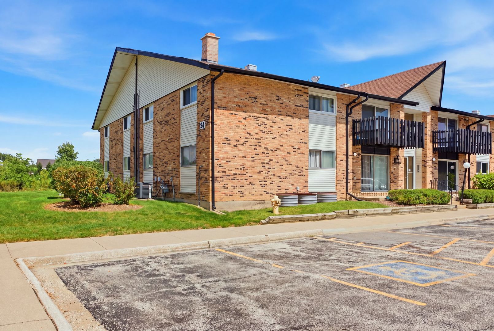 24B Kingery Quarter 106