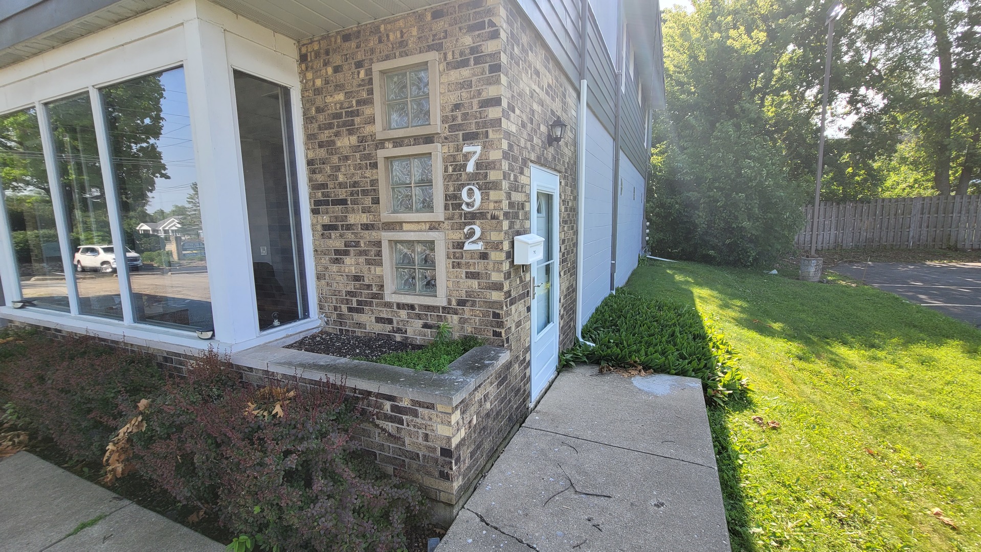 792 N Barron Boulevard 792