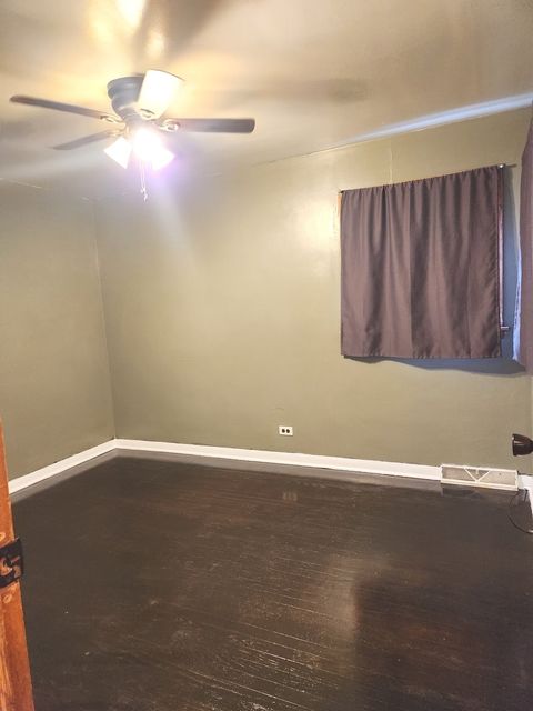 Tiny photo for 11027 S Avenue M, Chicago, IL 60617 (MLS # 12539314)