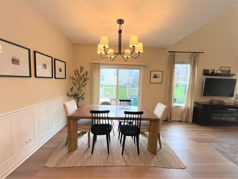 Tiny photo for 852 Beech Drive, Elgin, IL 60120 (MLS # 12608928)