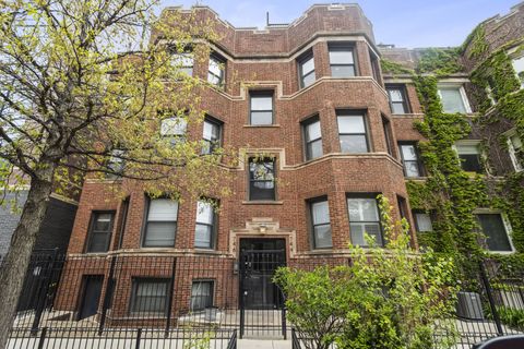 Photo of Chicago, IL 60657 (MLS # 12634201)