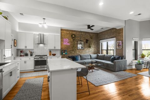 Tiny photo for Chicago, IL 60657 (MLS # 12634201)