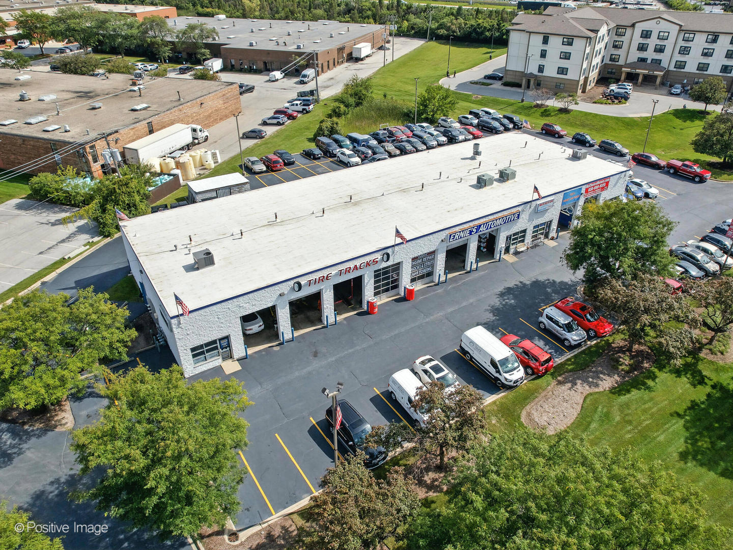 524-530 W Grand Avenue