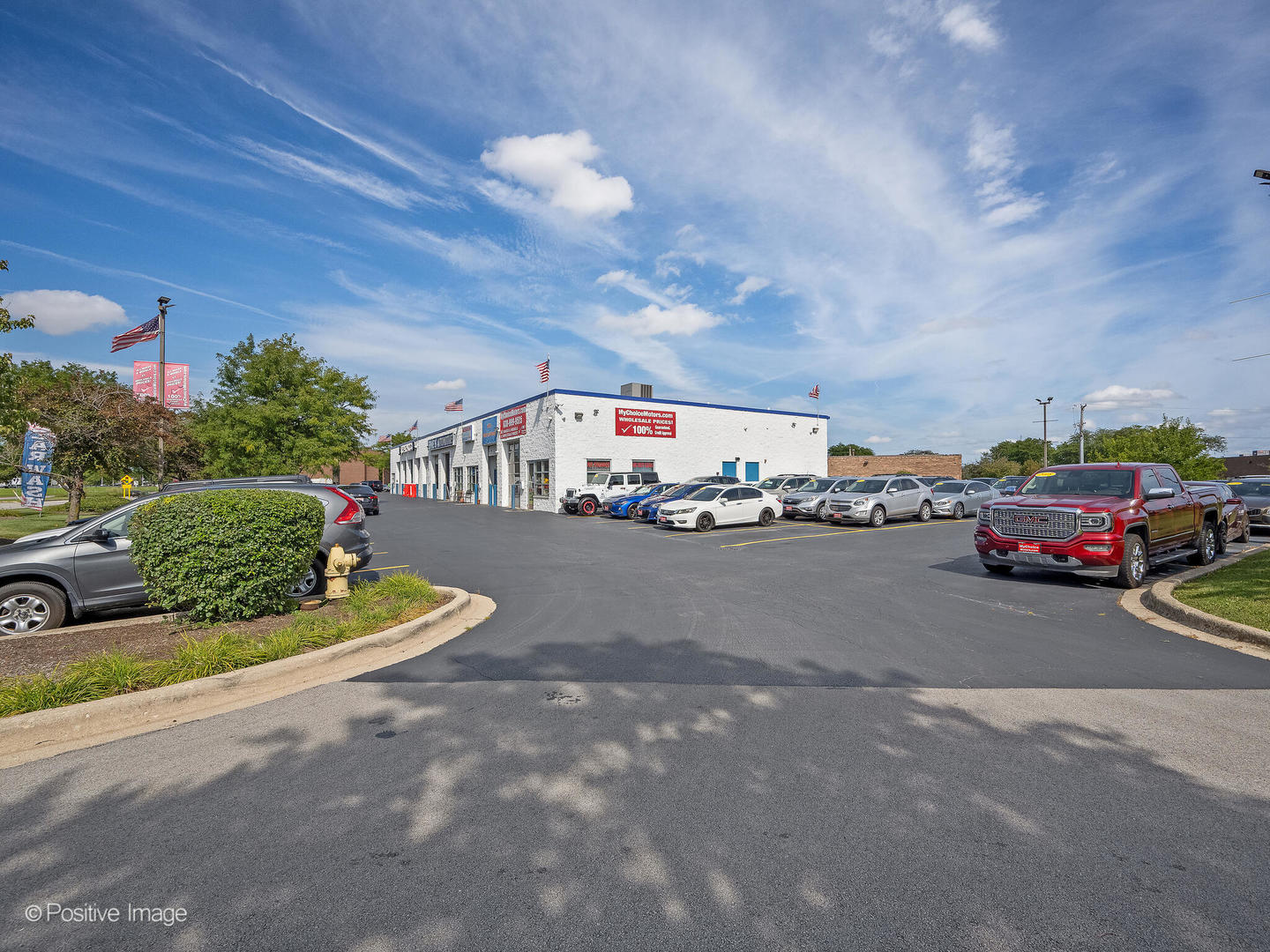 524-530 W Grand Avenue