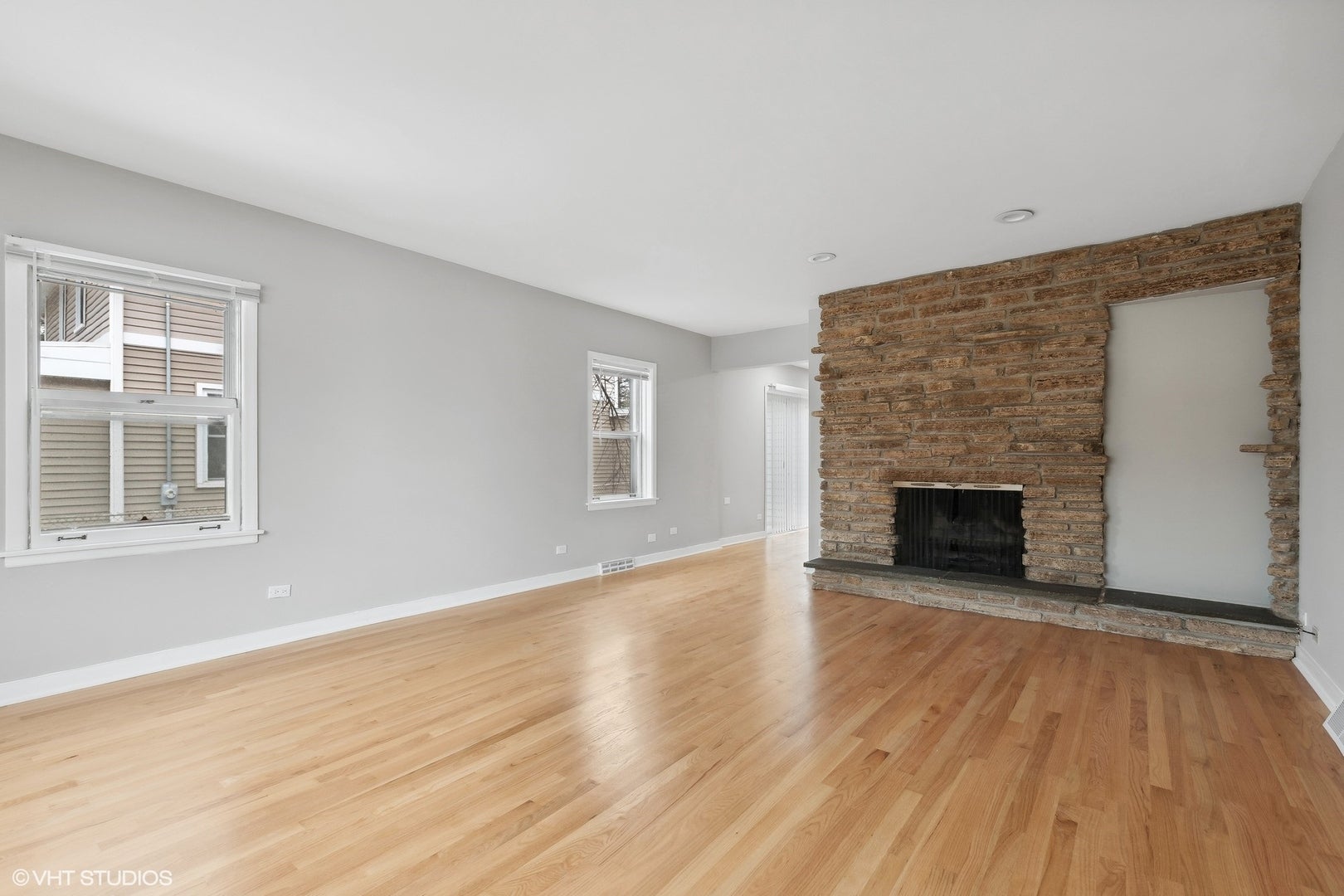 2490 Green Bay Road 1