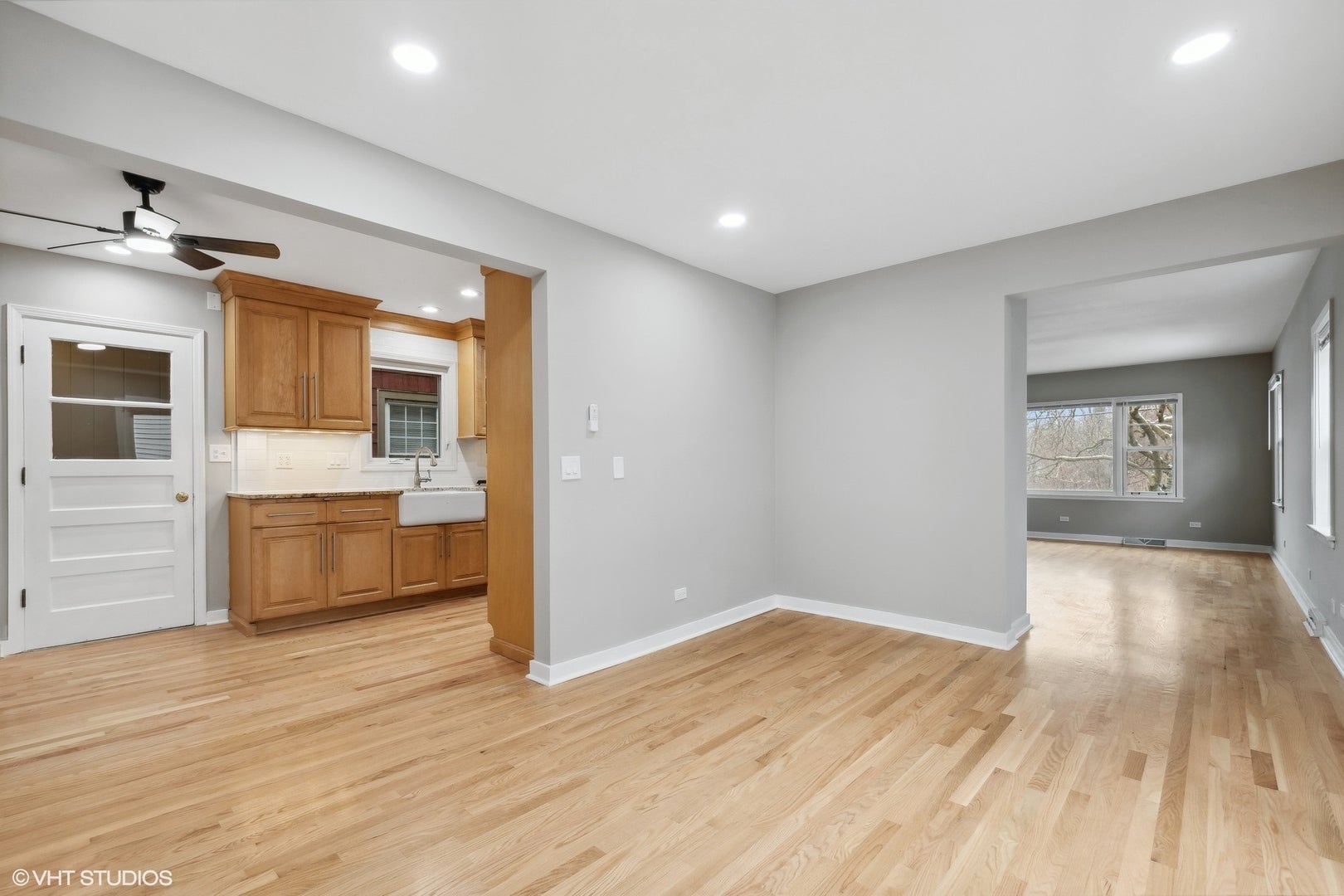 2490 Green Bay Road 1