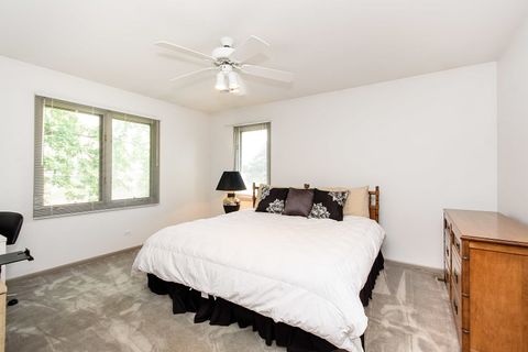 Tiny photo for 1385 Montgomery Drive, Deerfield, IL 60015 (MLS # 12204687)