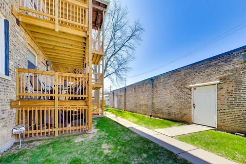 Tiny photo for 4722 N Kenneth Avenue #3W, Chicago, IL 60630 (MLS # 12652847)