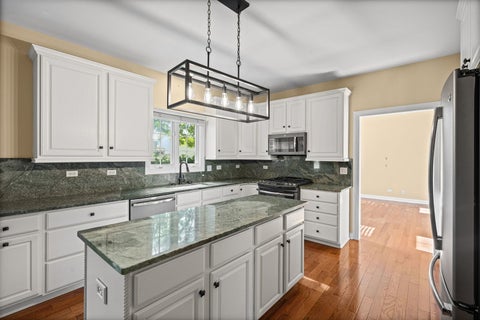 Tiny photo for 5131 Emerson Avenue W, Rolling Meadows, IL 60067 (MLS # 12784099)