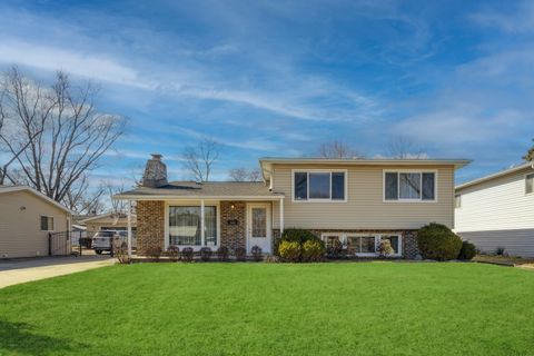 Photo of 434 S Yale Avenue, Addison, IL 60101 (MLS # 12578386)