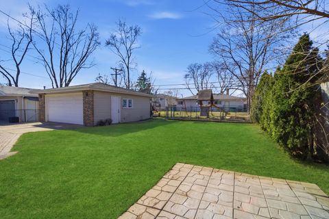 Tiny photo for 434 S Yale Avenue, Addison, IL 60101 (MLS # 12578386)